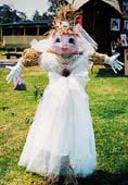 bride-scarecrow_9083.jpg